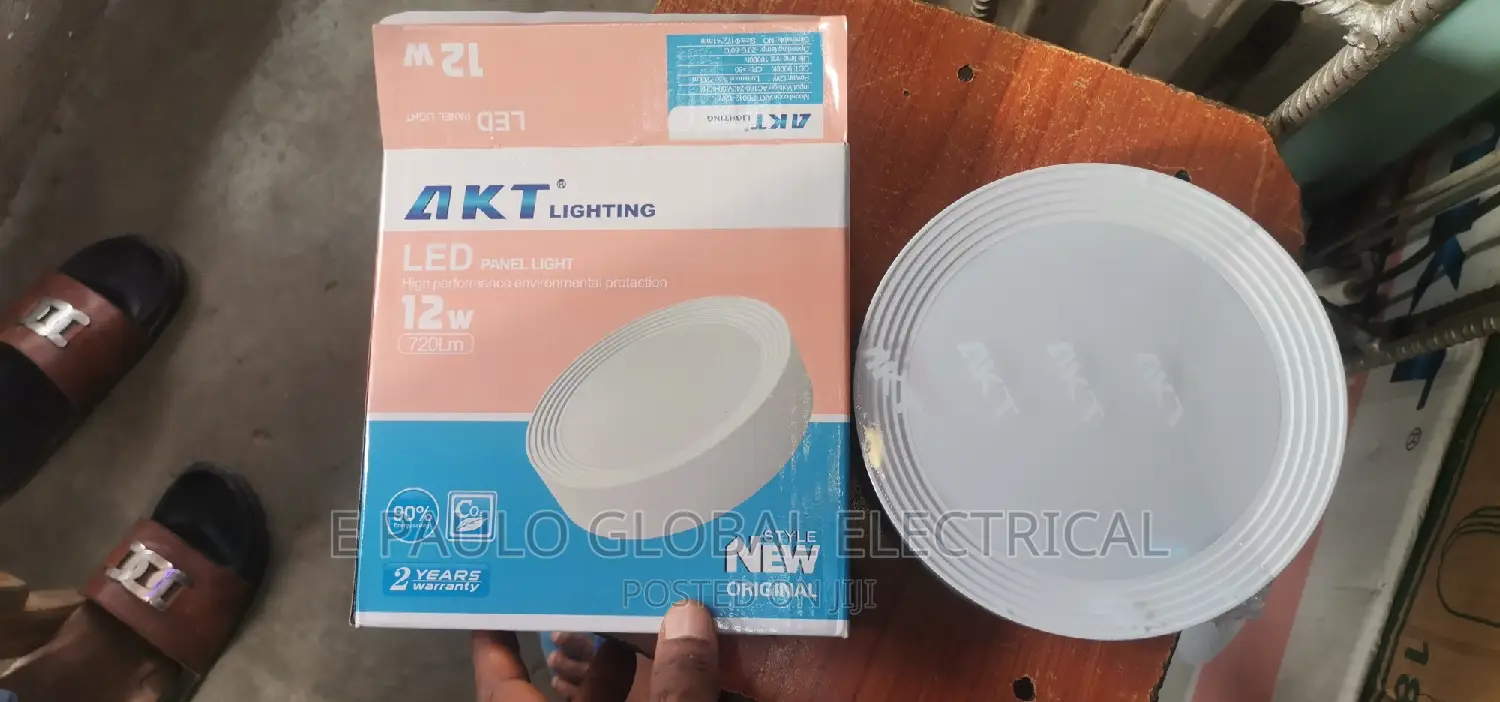 12wats Surface Light