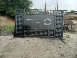 Corona Design Gates