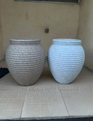 Beautiful Granite Pot Available in Colors