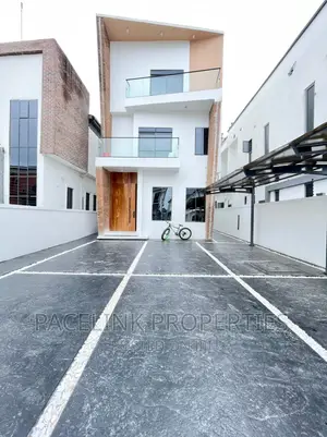 Furnished 5bdrm Mansion in Chevron for sale