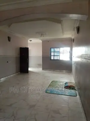 3bdrm Block of Flats in Port-Harcourt for rent