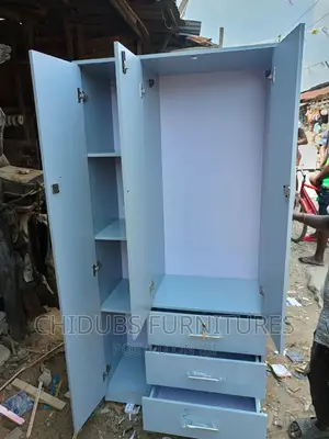 Beautiful 3doors Wardrobe