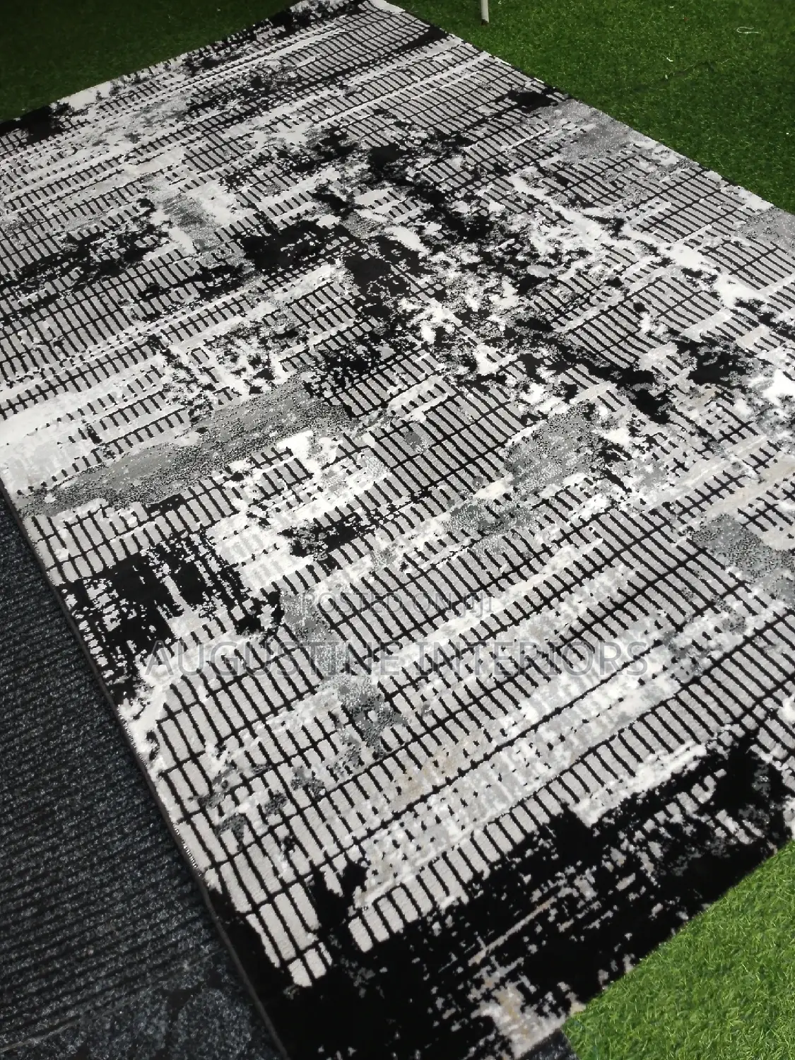 Quality Turkish Center Rug 5 / 7