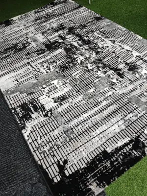 Quality Turkish Center Rug 5 / 7