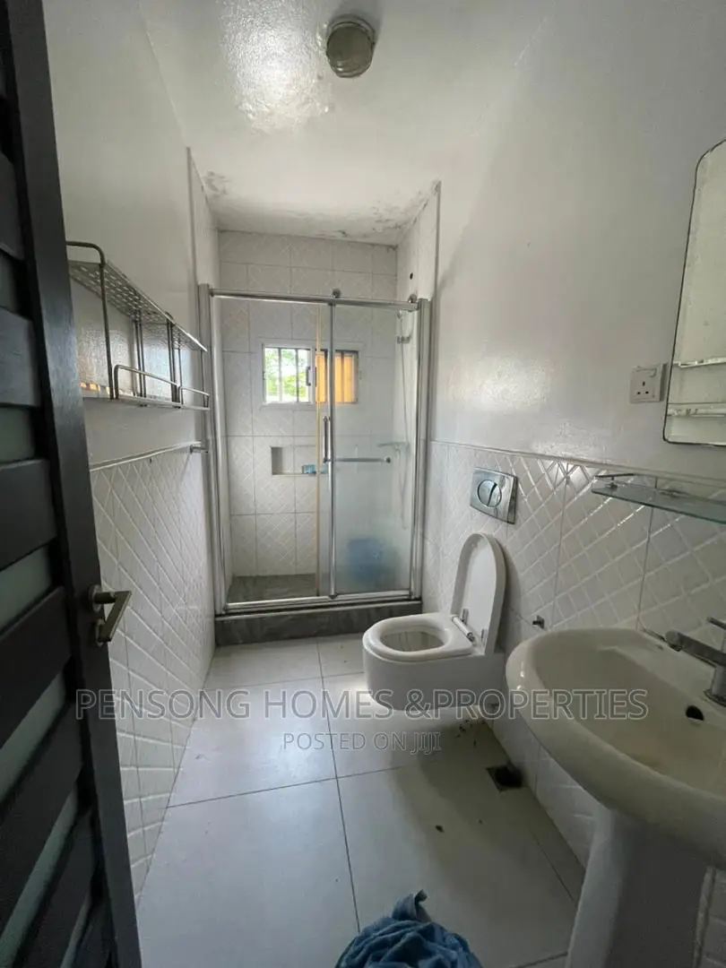 1bdrm Apartment in Osapa London, Lekki Expressway for sale