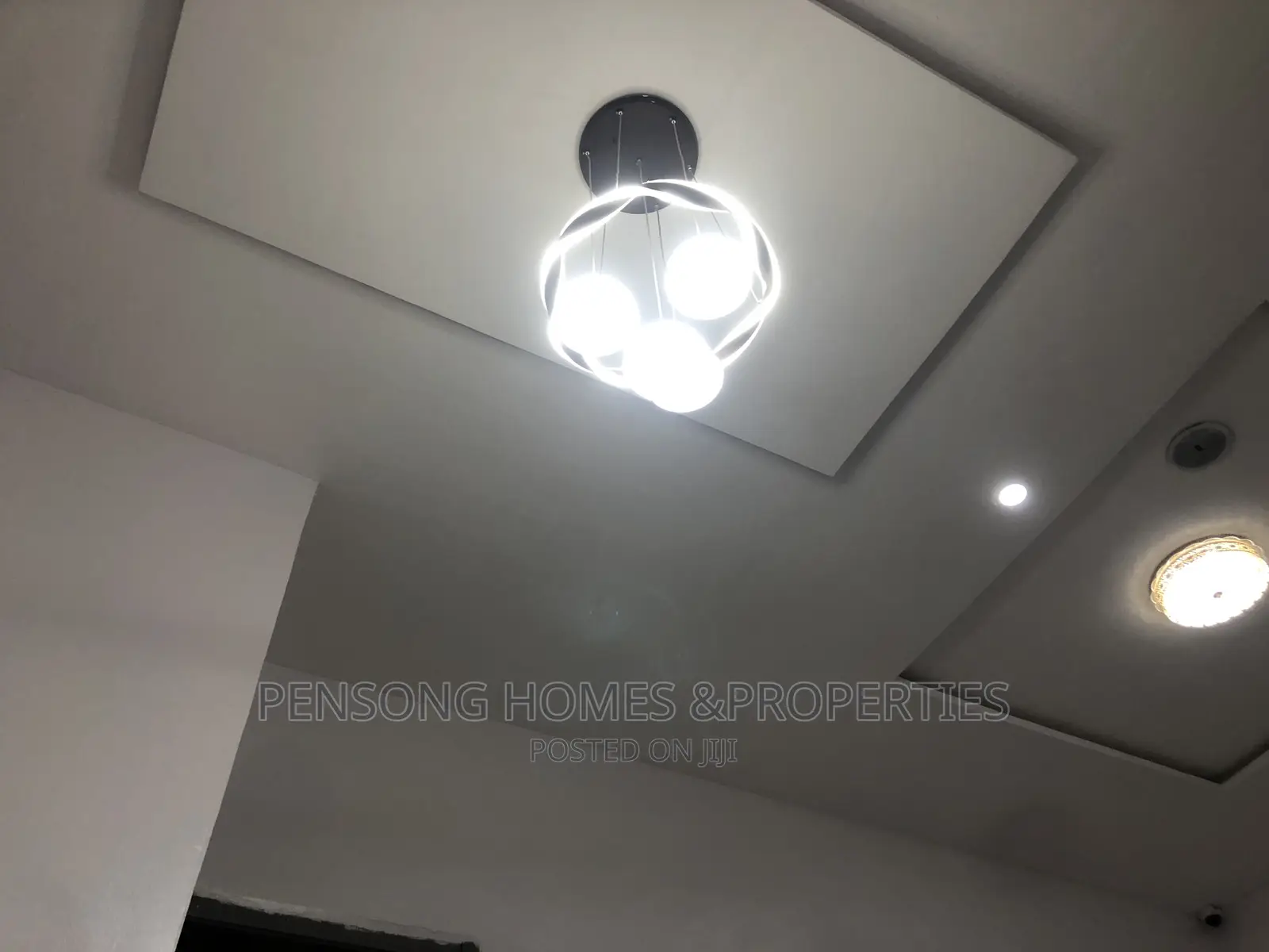1bdrm Apartment in Osapa London, Lekki Expressway for sale