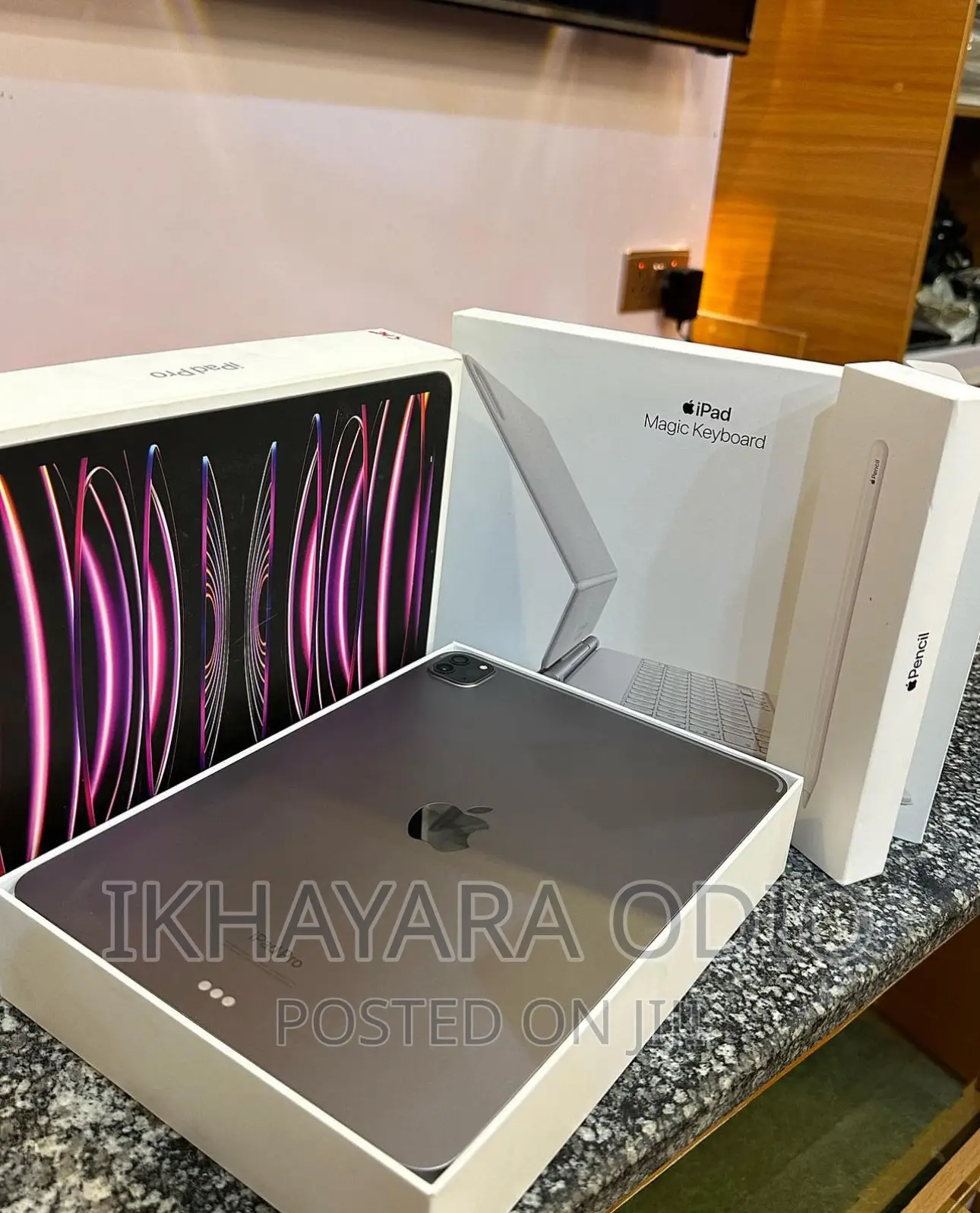 Apple iPad Pro 12.9 (2021) 256 GB Black