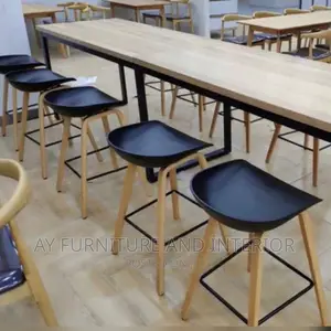 Bar Stool (High Leg)
