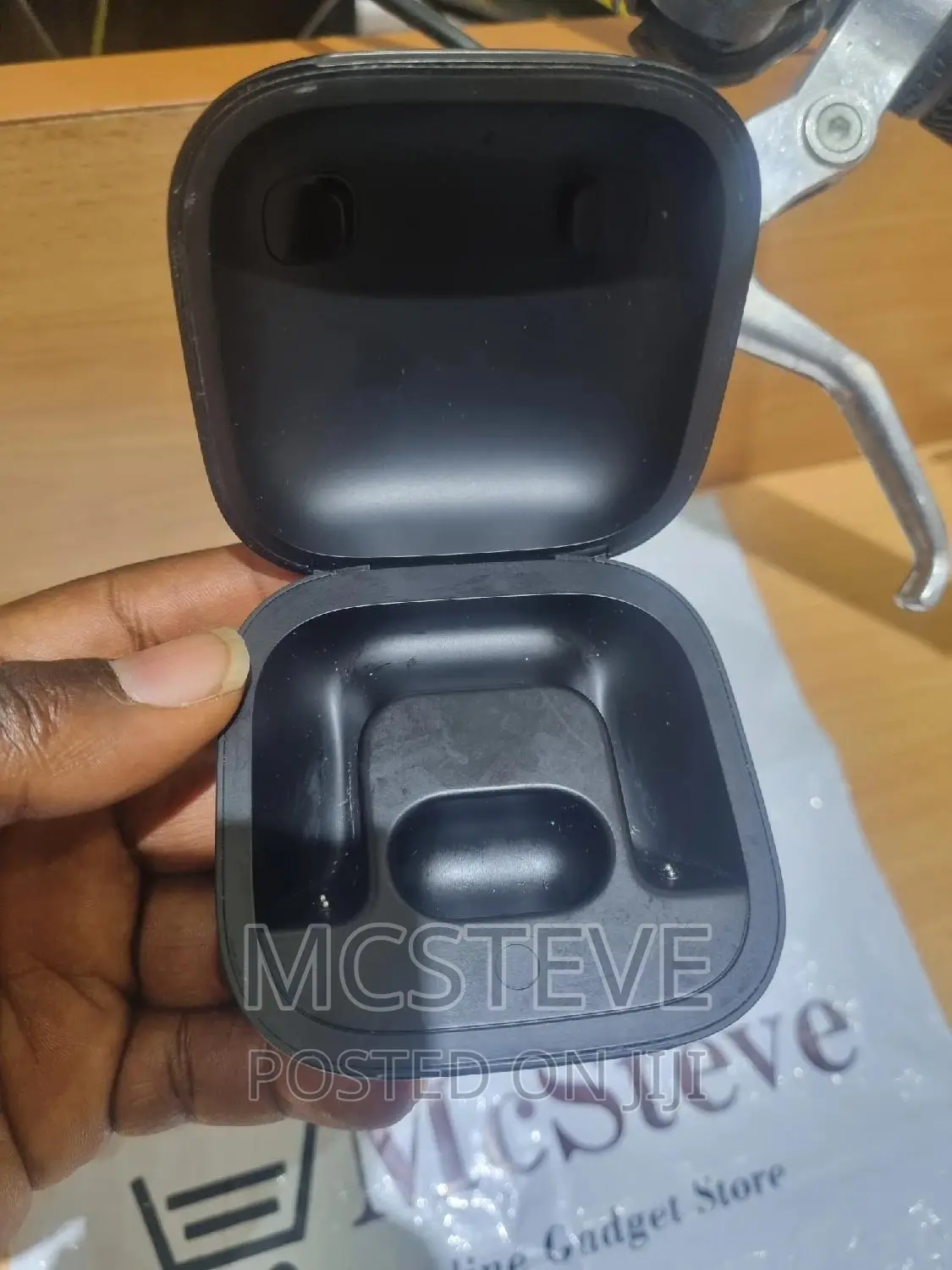 Powerbeats Pro Replacement Charging Case
