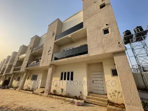 4bdrm Townhouse/Terrace in Jahi for sale