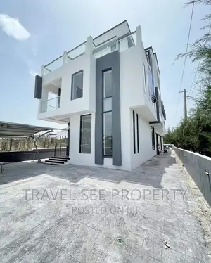 Furnished 6bdrm Duplex in Lekki County Estate for sale