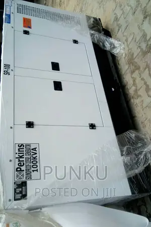 100 KVA Perkins Sound Proof Diesel Generator 100 % Copper