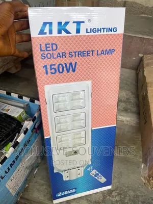 Akt 150watt Led Solar Street Light (With Remote Control)