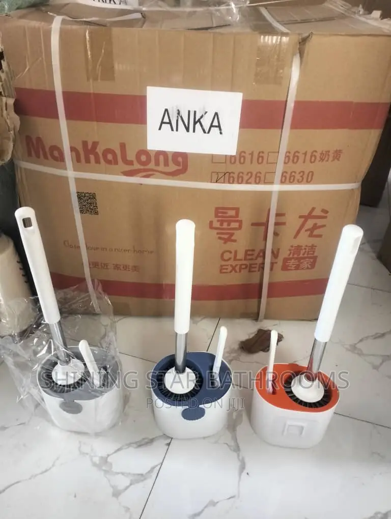 Plastic Toilet Brushes