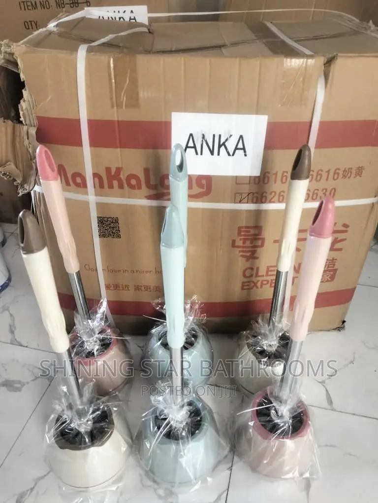 Plastic Toilet Brushes