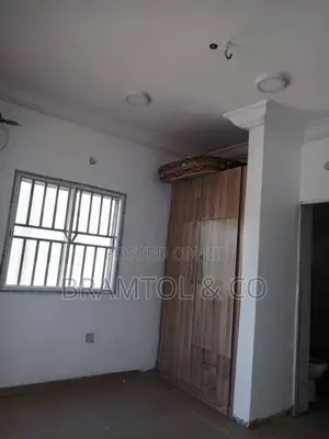 2bdrm Block of Flats in Area 11 for rent