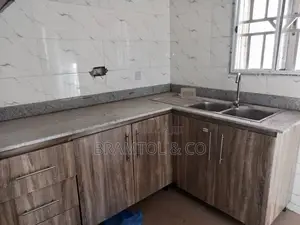 2bdrm Block of Flats in Area 11 for rent