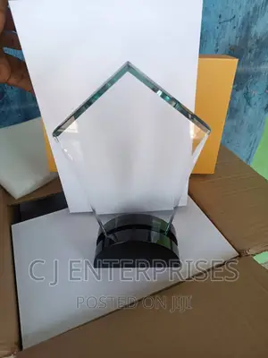 Glass Award Plaque V678
