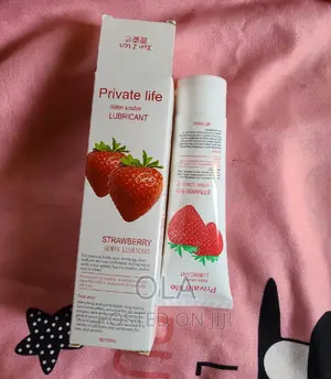 Strawberry Flavored Lubricant (Water Based Lubricant)