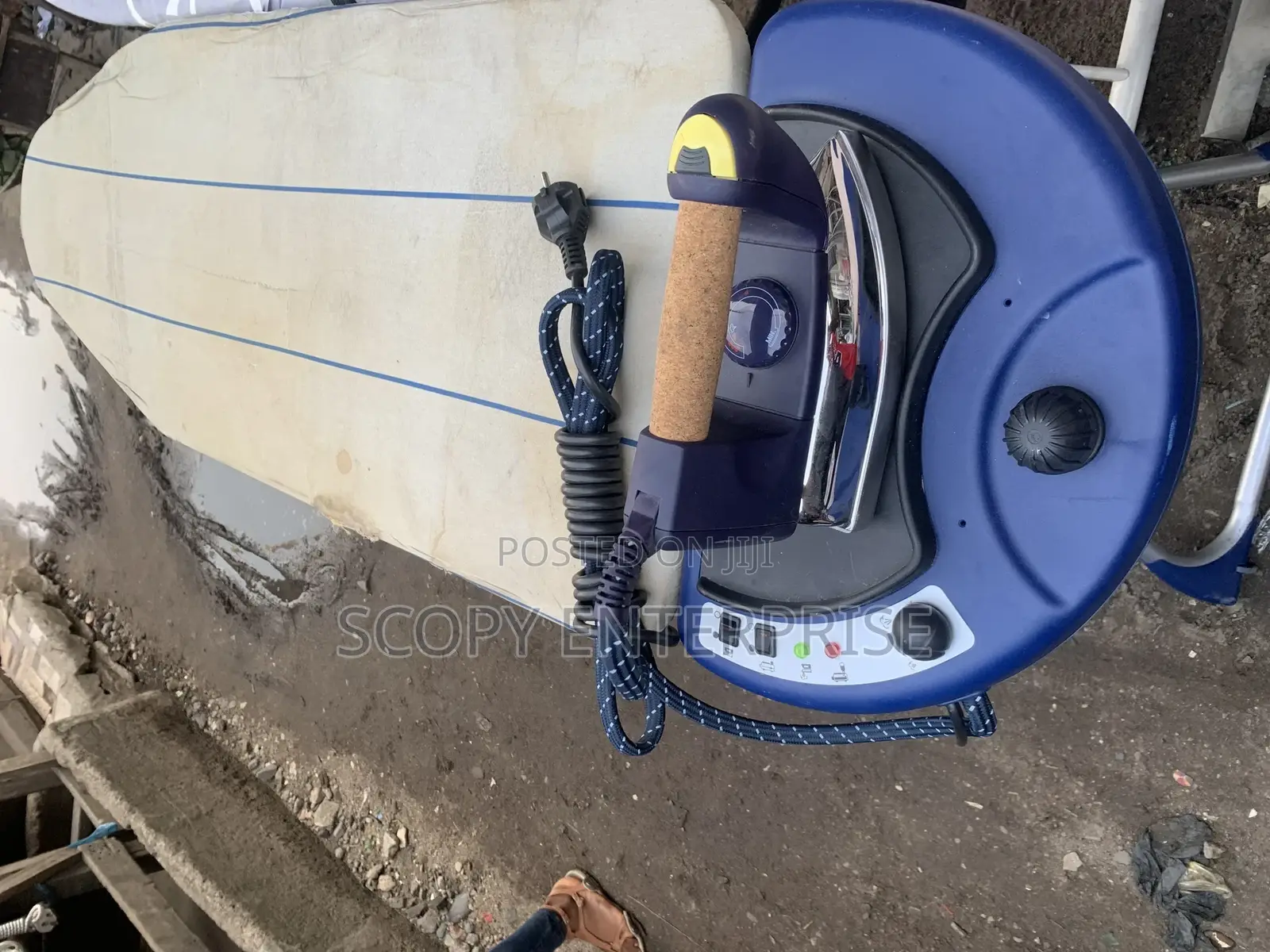 Industrial Ironing Board With Vacuum and Elements