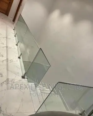 Spigot Edge Curve Staircase