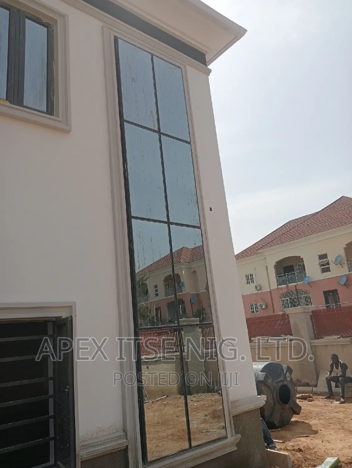 External Lite Curtain Wall