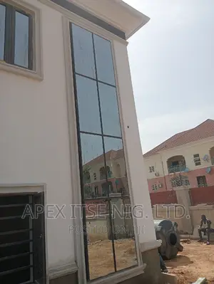 External Lite Curtain Wall