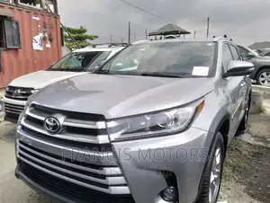 Toyota Highlander 2017 Silver