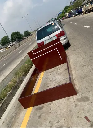 4/Half By 6 Bedframe
