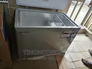 Skyrun Chest Freezer 300 Litres