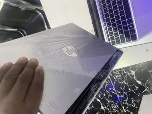 New Laptop HP X2 8GB Intel Core I5 SSD 128GB