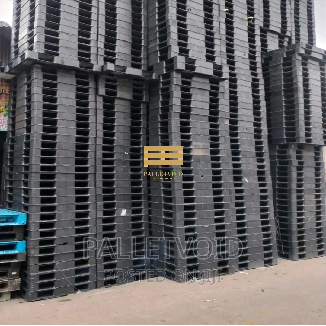 Tough and Resilient Plastic Pallets