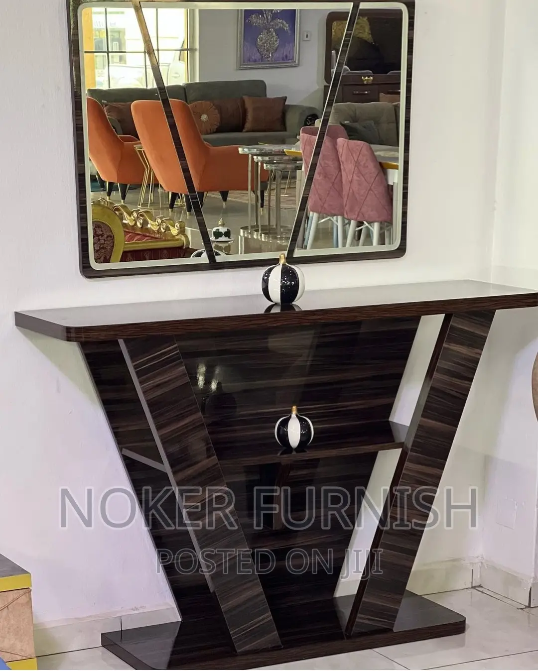 Luxury Console Table With Mirror