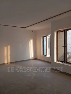 4bdrm Townhouse / Terrace in Private, Mabushi for rent