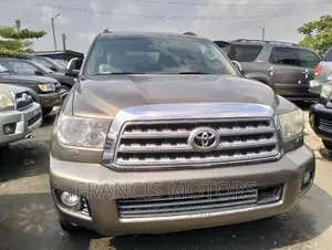 Toyota Sequoia 2013 Brown
