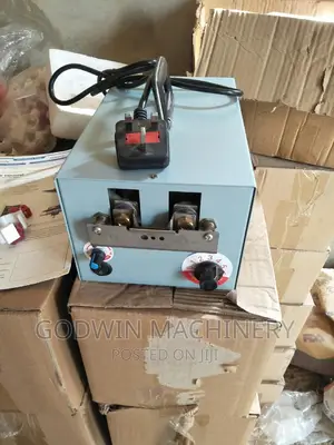 Birds Beak Trimmer