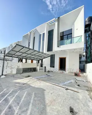 4bdrm Duplex in Lekki for sale