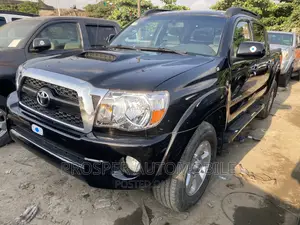 Toyota Tacoma 2011 Black