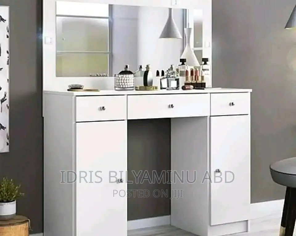 A Simple Dressing Table