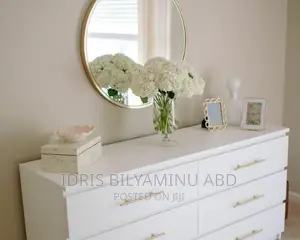 A Simple Chestout Drawer