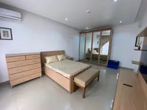 Furnished 2bdrm Apartment in Admiralty Way, Lekki Phase 1 for rent