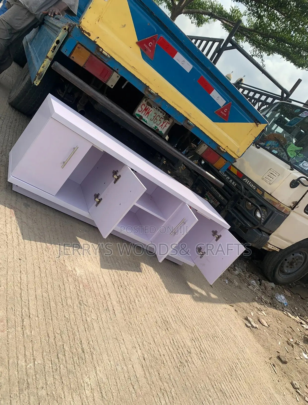 5ft TV Stand