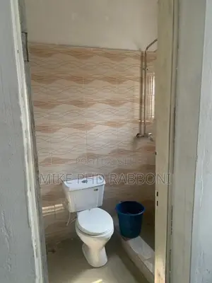 3bdrm Block of Flats in Independence Layout, Enugu for rent