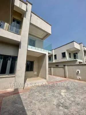 Photo - 5bdrm Duplex in Oluyole Estate for sale