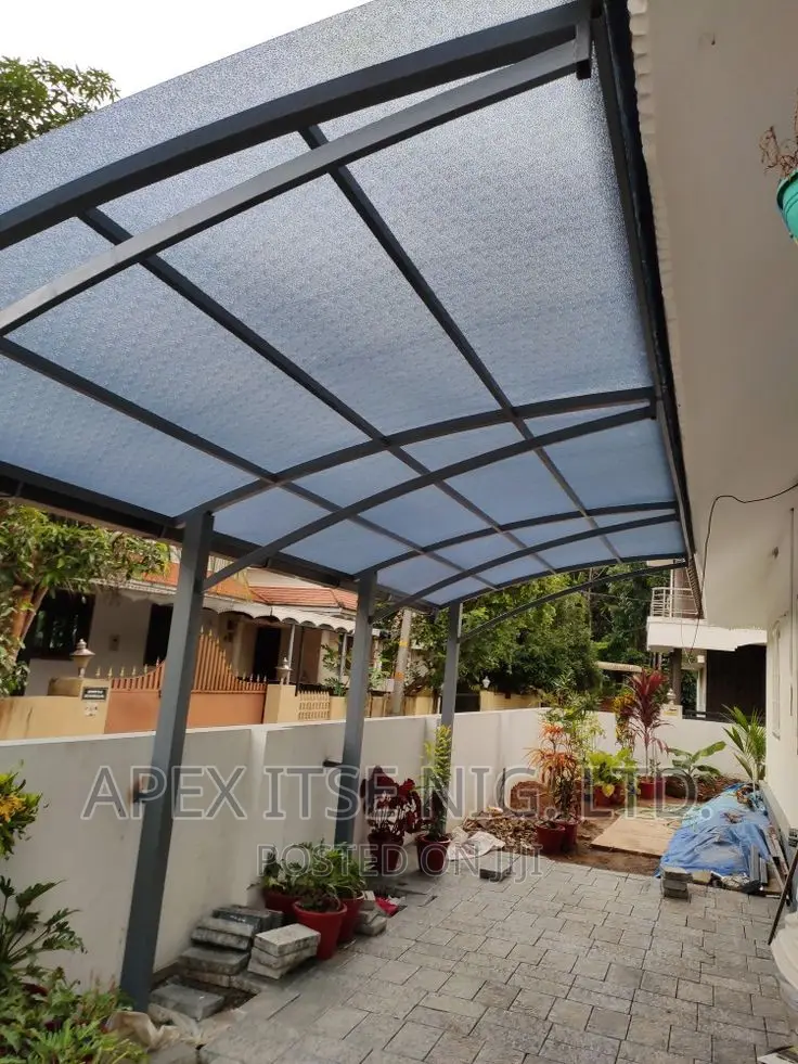 Content Backyard Pergola