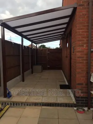 Luxury Backshape Gazebo