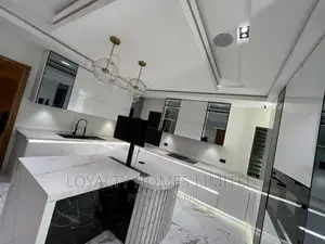 5bdrm Duplex in Ojodu for sale