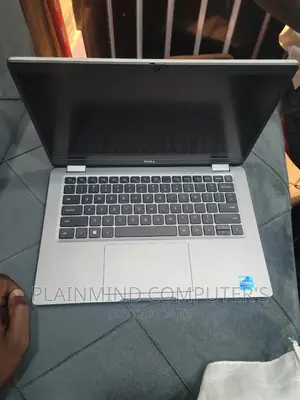 Laptop Dell Latitude 5320 32GB Intel Core I7 SSD 256GB