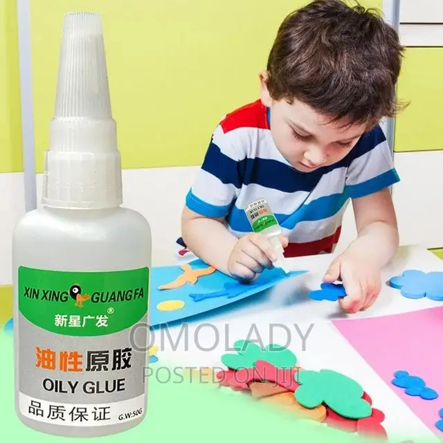 Guangfa Oily Glue Super Glue G.W:50G