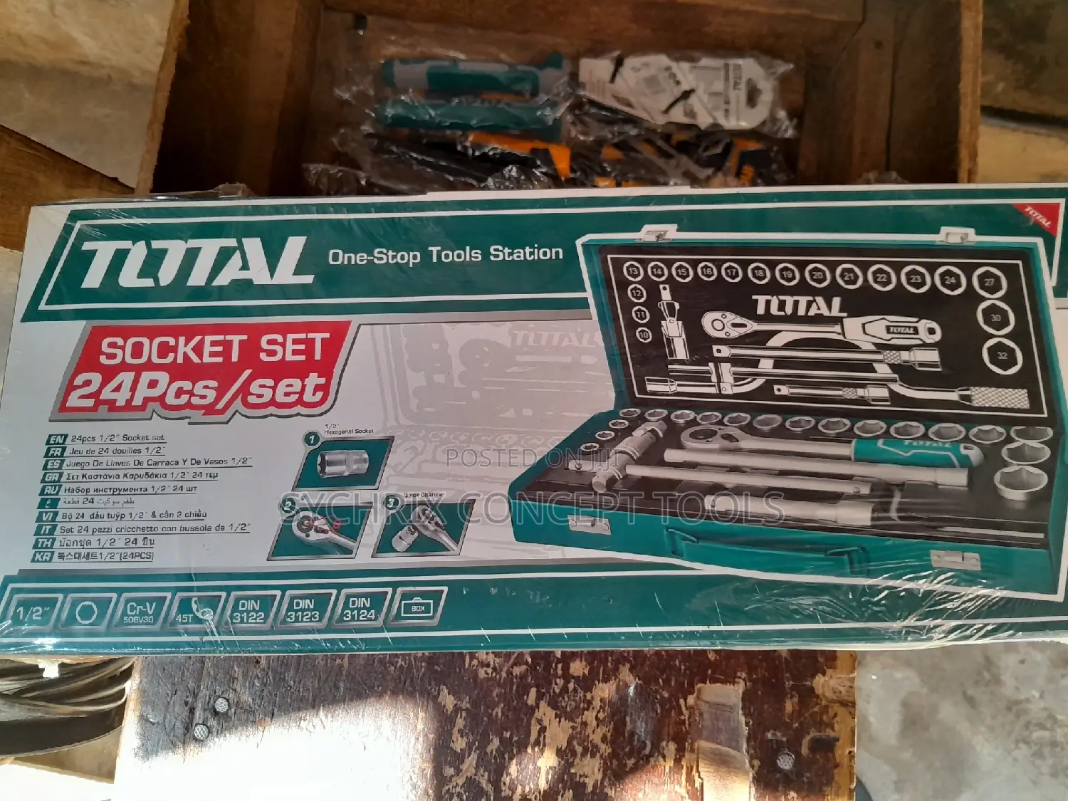 Total 24pcs 1⁄2" Socket Set